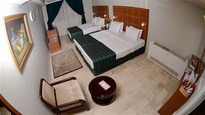 اتاق سه تخته هتل تارا مشهد اتاق سه تخته هتل تارا مشهد